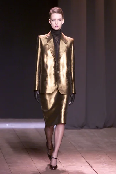 Look 40